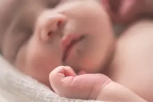 bebe de 1 mes